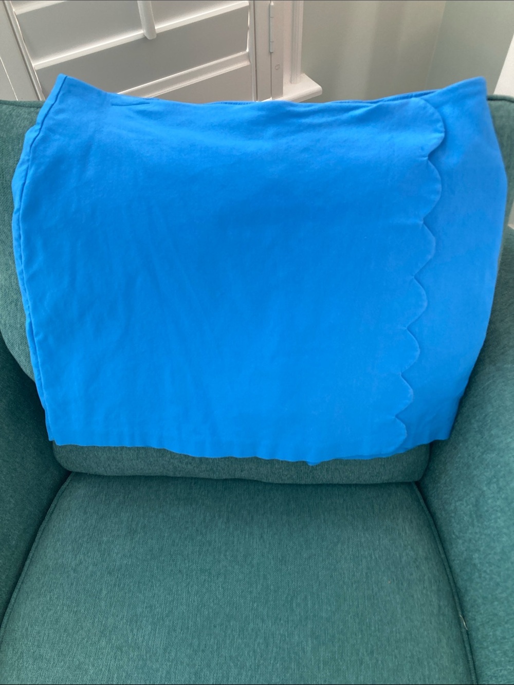 Crown & Ivy Bright Blue skort. Size 10